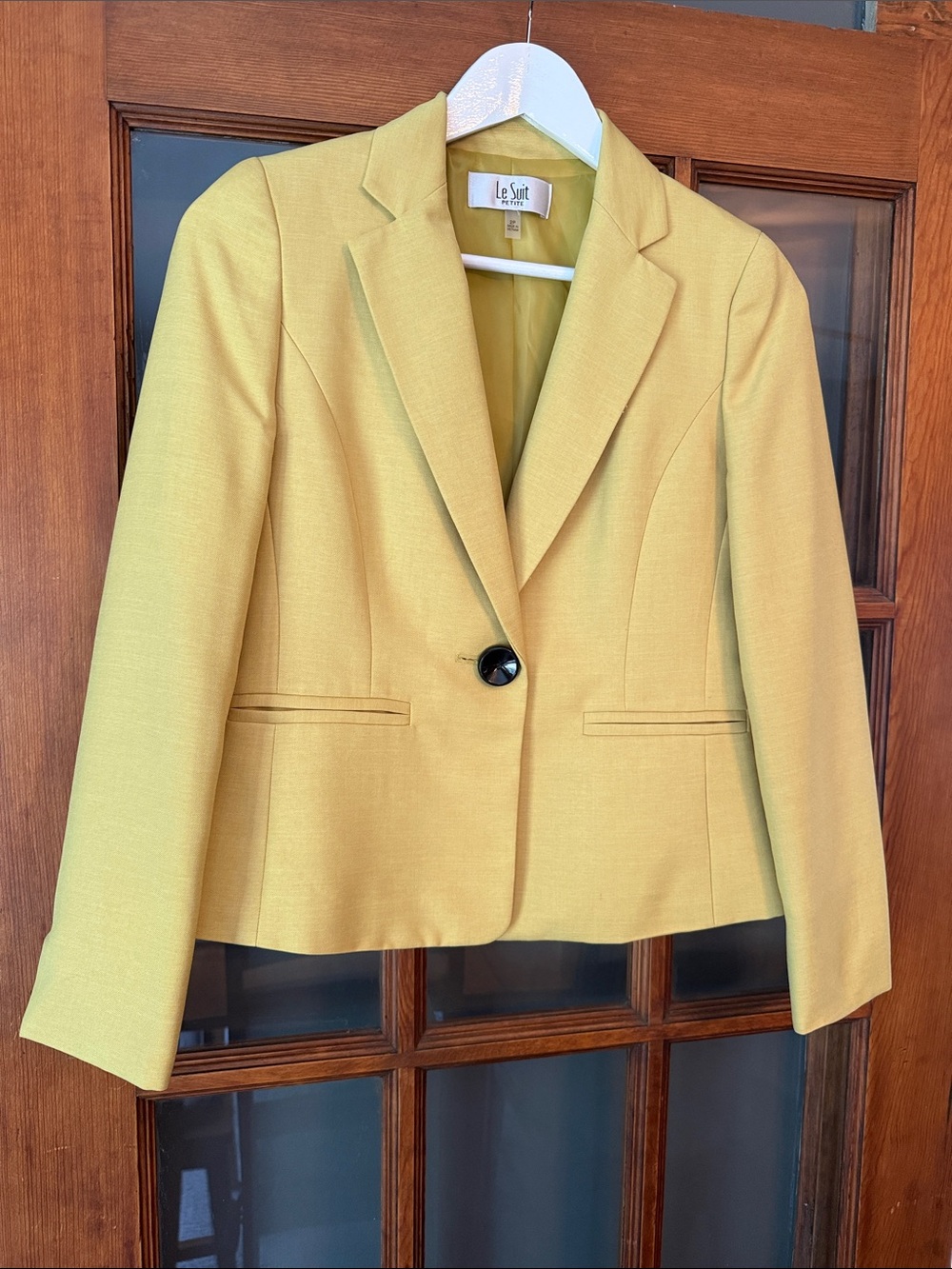 Le suit women's yellow / lime green / chartreuse blazer size 2P new